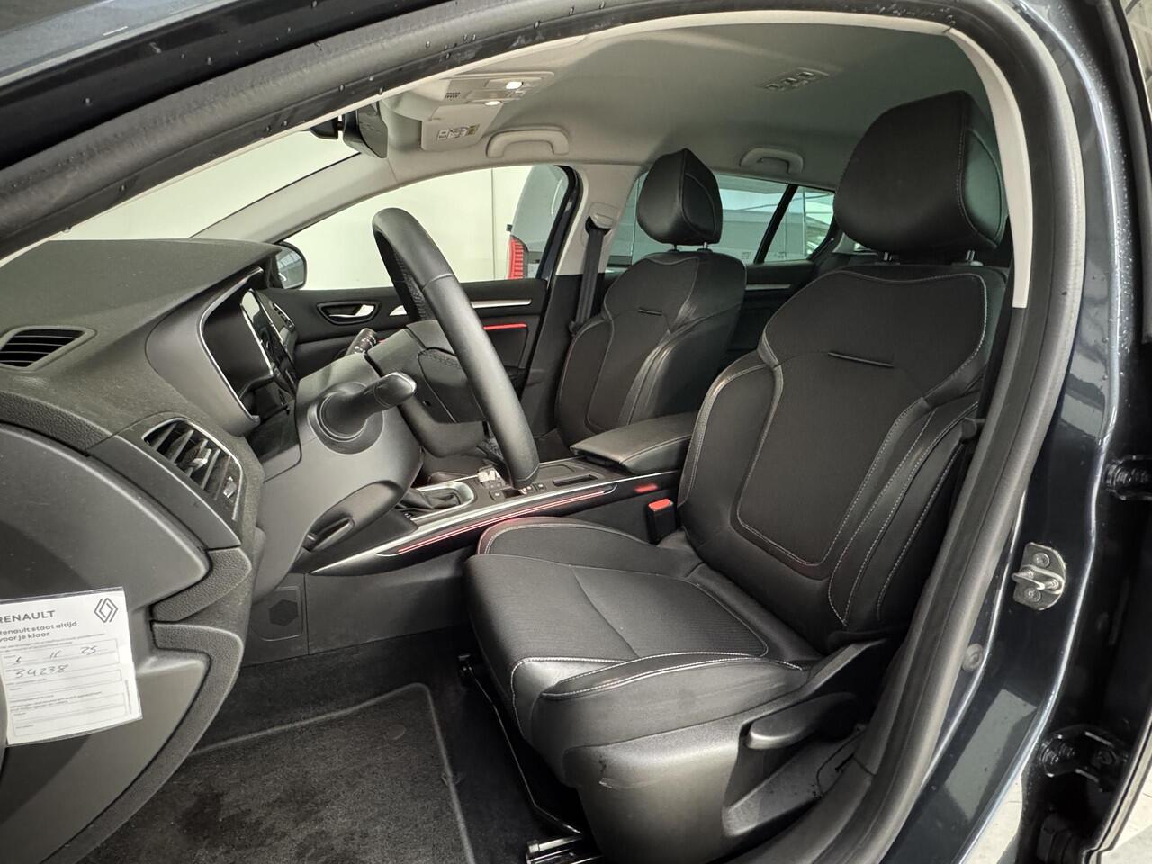 Renault MEGANE Estate 1.3 TCe 140 Techno | Trekhaak | All-Season Banden | Achteruitrijcamera | Navigatie |