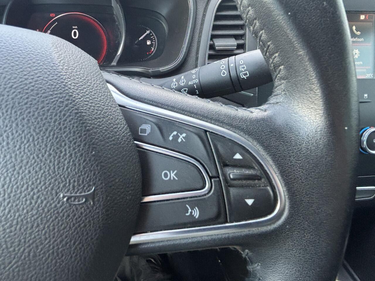 Renault MEGANE Estate BWJ 2020 1.3 116 PK TCe Limited TREKHAAK | NAVI | CLIMA | CRUISE | PDC | PRIV. GLAS | ISOFIX | LMV | MULTIFUNCT. STUUR | KEYLESS