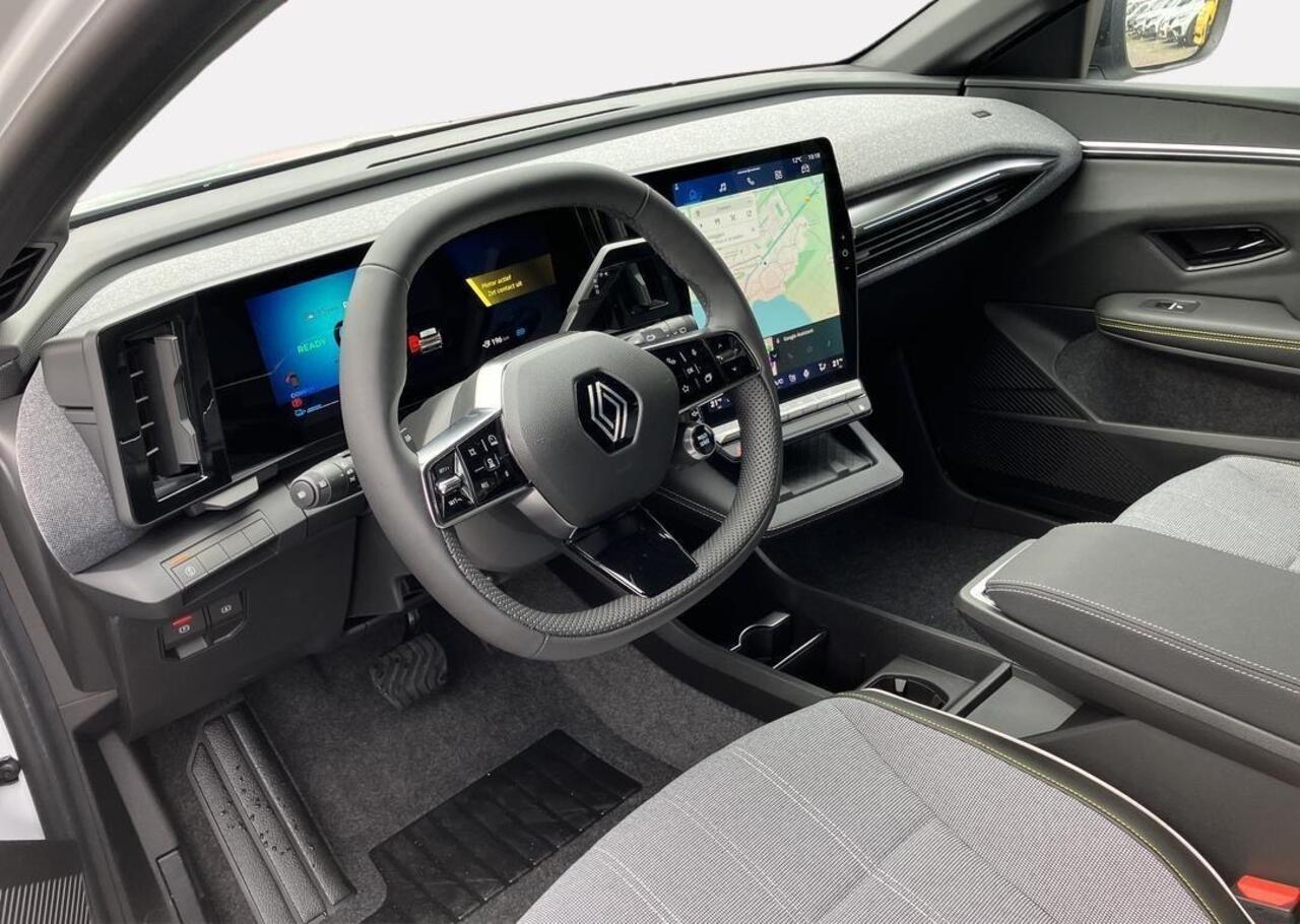 Renault MEGANE E-Tech comfort range techno 60 kWh - Demo / Pack winter techno / pack advanced drive assist & augmented vision / elektrisch verwarmbaar stuurwiel