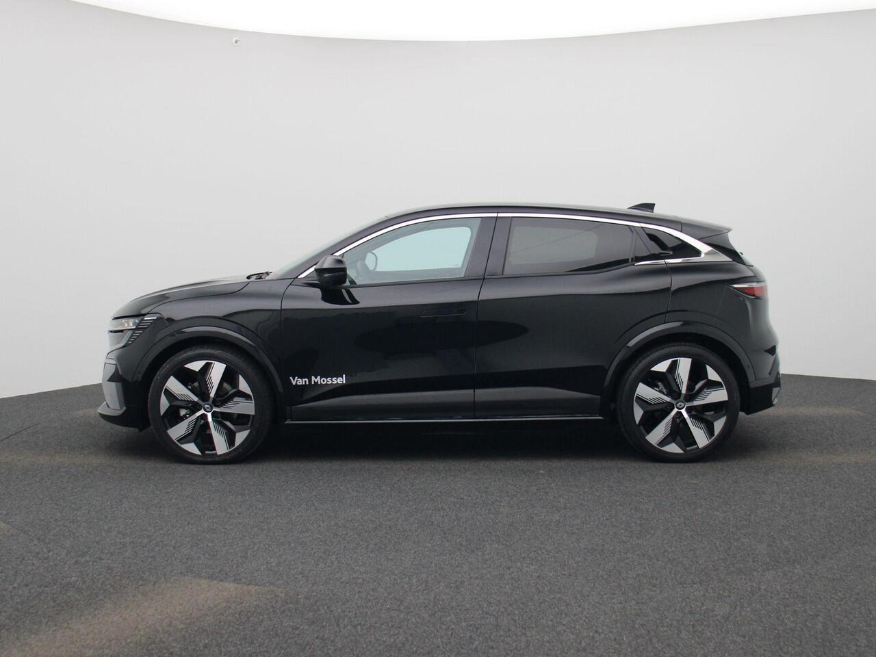 Renault MEGANE E-Tech comfort range techno 60 kWh | Pack Augmented Vision & Advanced Driving Assist | Pack Winter | Harman Kardon Audio | 20" LMV 'Soren' | Draadloze Smartphonelader | LED Pure Vision | Android Automotive | Keyless | Adaptieve Cruise Control