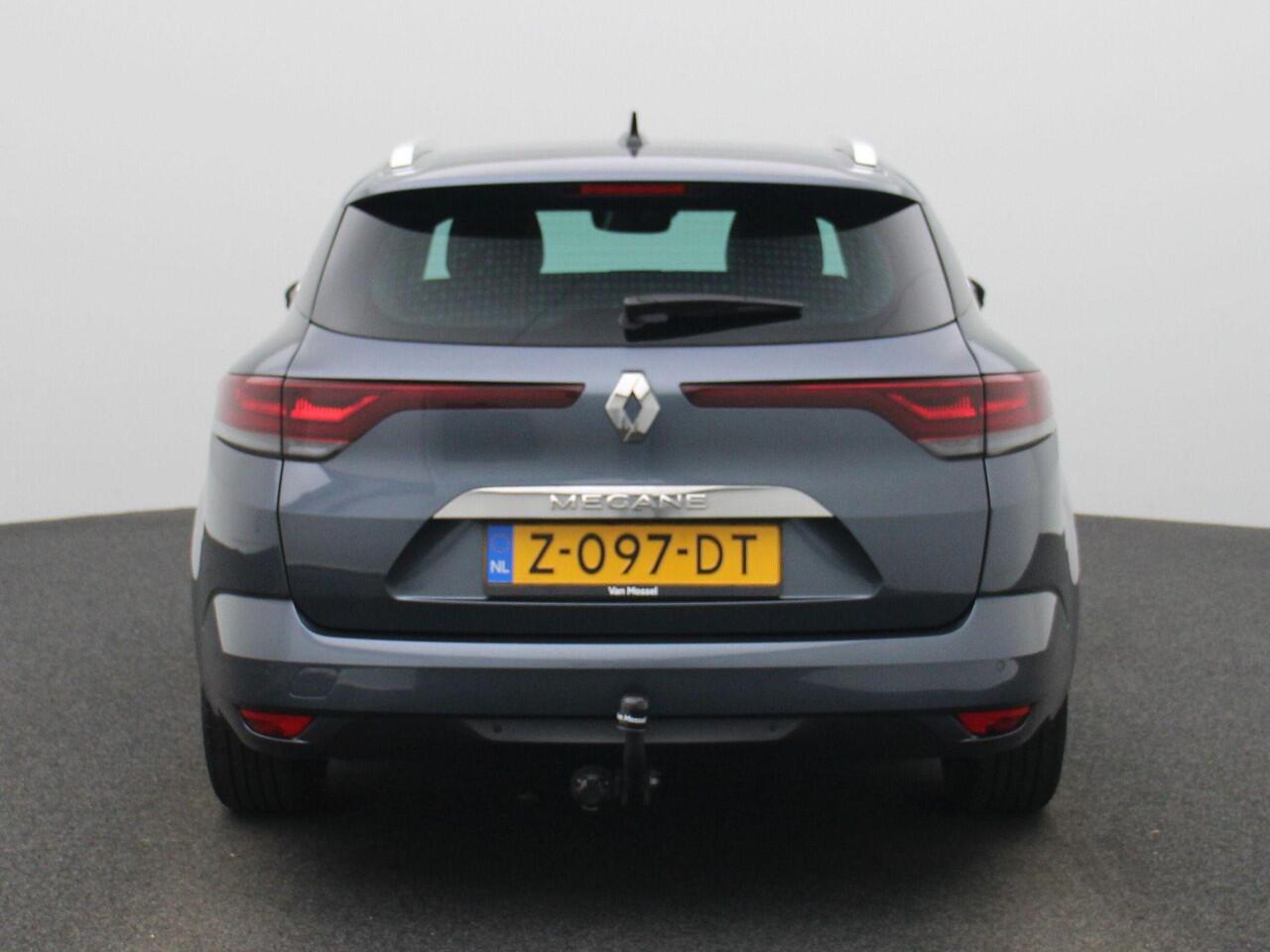 Renault MEGANE Estate 1.3 TCe 140 PK Techno Navigatie | Climate Control | Cruise Control | Parkeersensoren Voor en Achter | Camera Achter | Apple Carplay & Android Auto