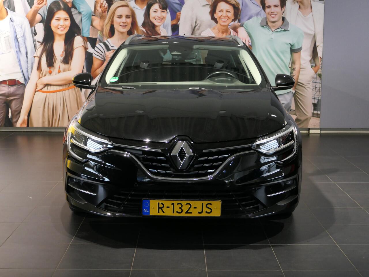 Renault MEGANE Estate 1.3 TCe Intens Dode hoek - Trekhaak - Headup display - Parkeerassistent