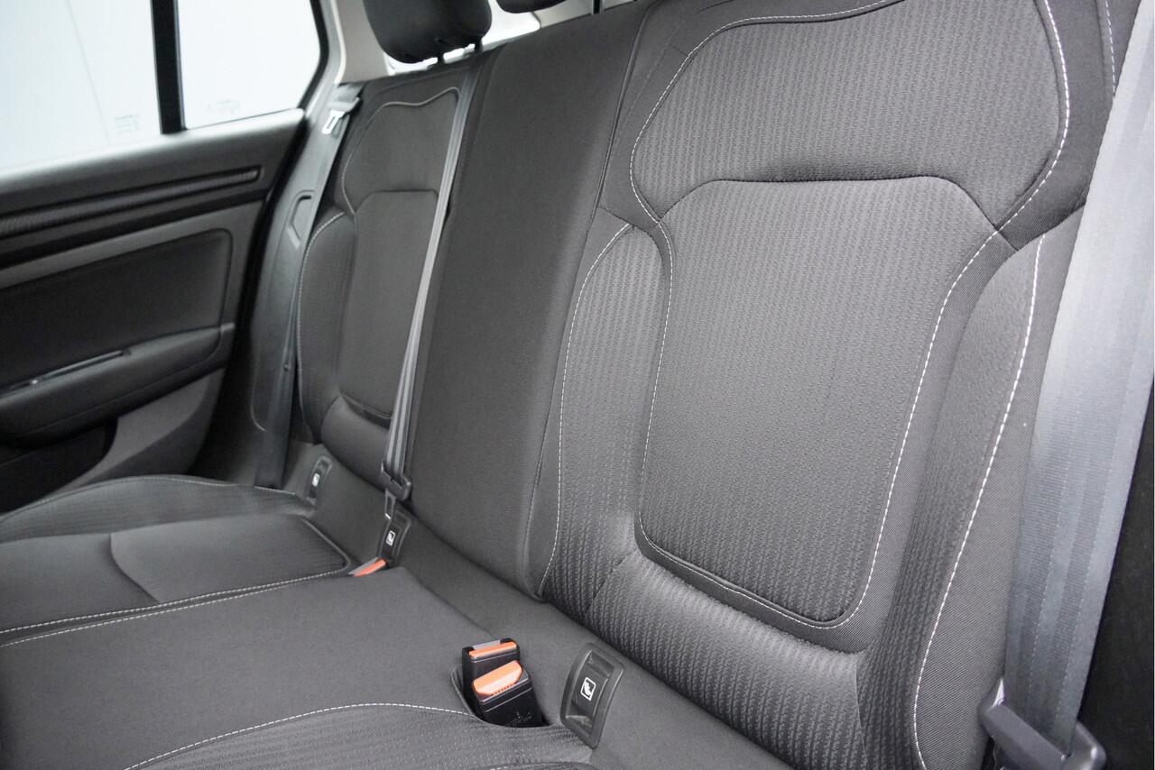 Renault MEGANE Estate 1.3 TCe Zen BJ2020 Led | Pdc | Navi | Trekhaak | App-Connect | Climate control | Cruise control | Getint glas