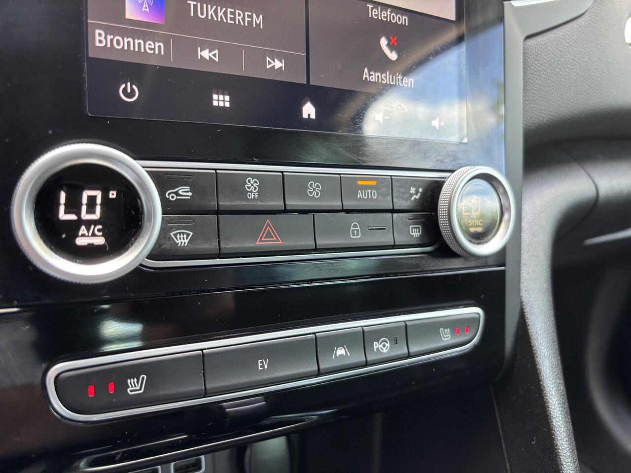 Renault MEGANE Estate 1.6 E-Tech Plug-In Hybrid 160 R.S. Line | Stuur en Stoel Verwarming | Parkeer Assist | Head Up Display