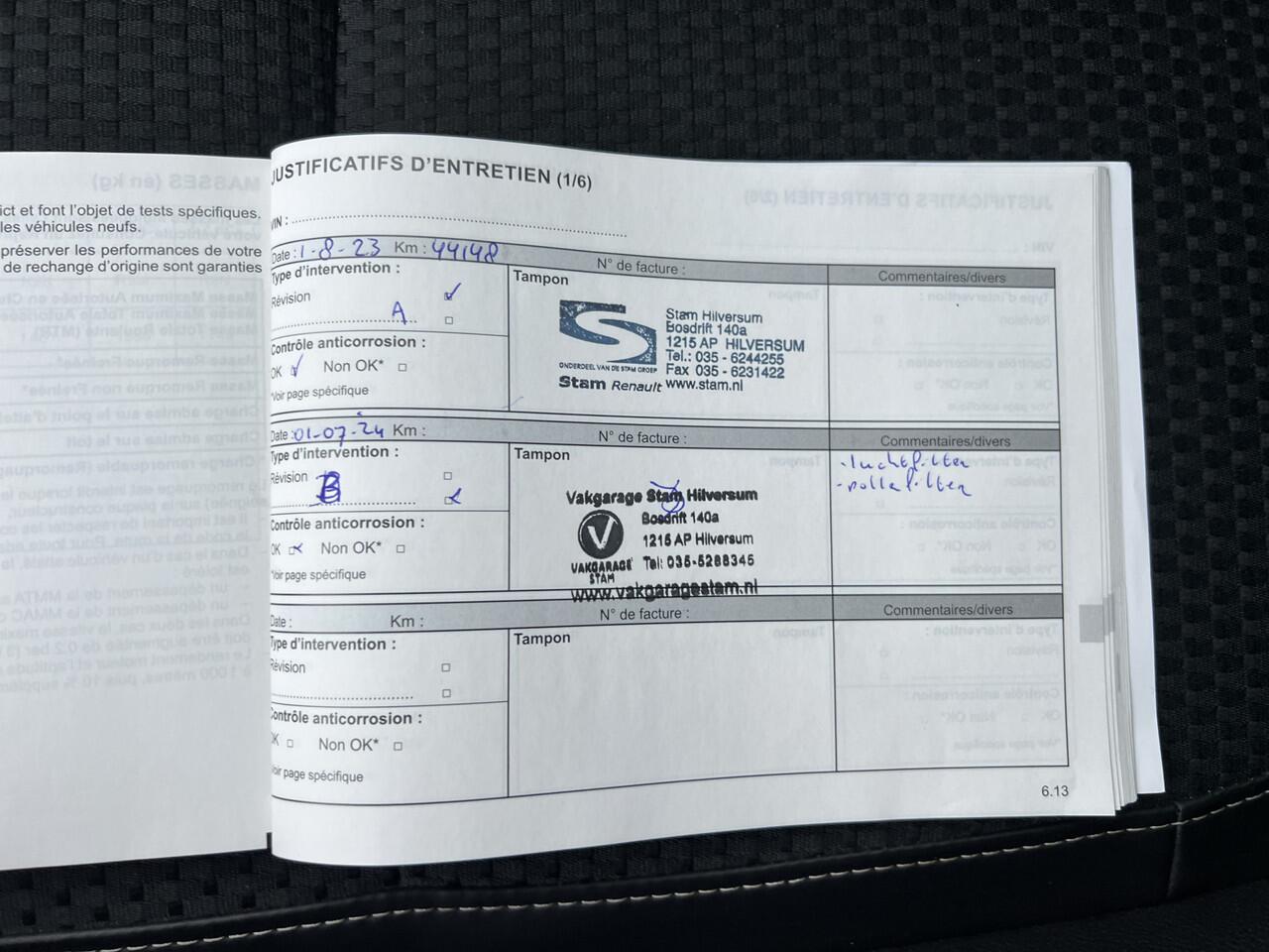 Renault MEGANE Estate 1.3 TCe Bose / Camera / Stoelverw. / Apple Carplay-Android Auto / PDC V+A / Keyless / Climate / 17'' LMV /