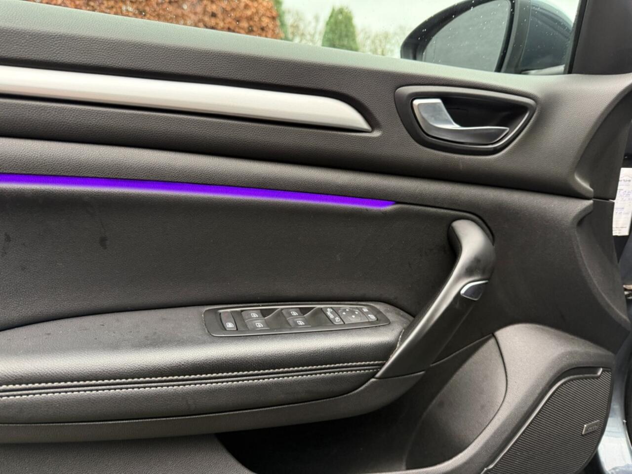 Renault MEGANE 1.3 TCE 160pk Edition 1,LED,Leer,HUD,Driving Assistant