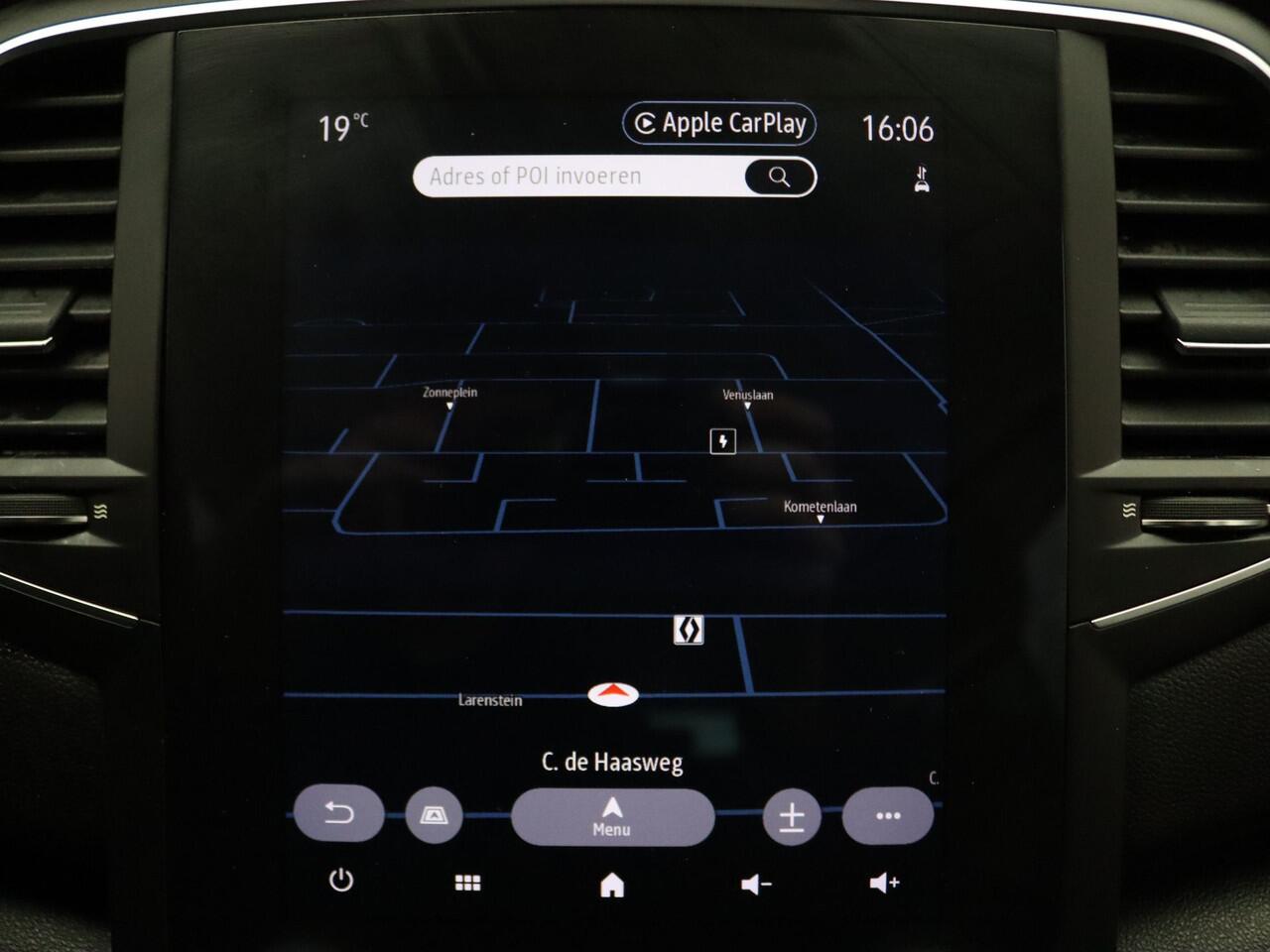 Renault MEGANE Estate E-Tech Plug-In Hybrid 160pk Intens Automaat Head-Up | Camera | Cruise | Navi | Parkeersens. v+a | Trekhaak