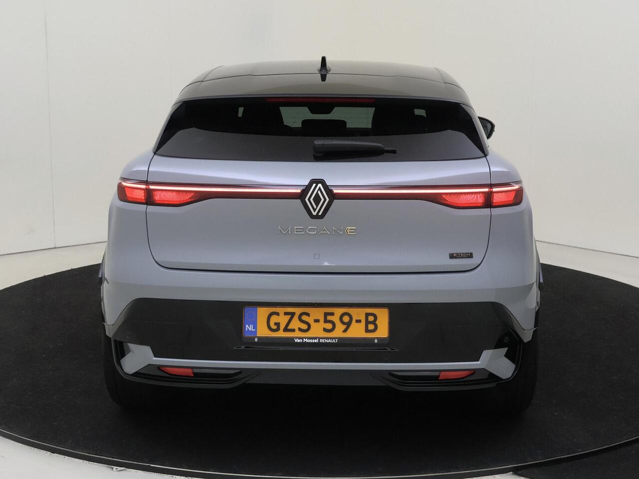 Renault MEGANE E-Tech comfort range iconic 60 kWh | Lederen bekleding | Adaptieve Cruisecontrol | Smart Rear View Mirror | Rondom Camera |