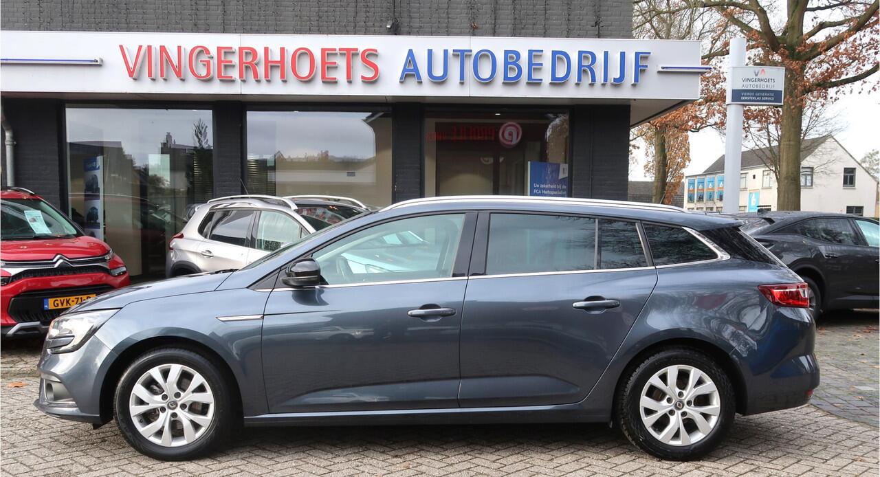 Renault MEGANE Estate 1.3 TCe Limited 115 Pk Benzine * Navigatie * Trekhaak * Vierseizoenenbanden * Climate & Cruise Control * Keyless Entry & Start * Vingerhoets; Vierde Generatie Eersteklas Service !