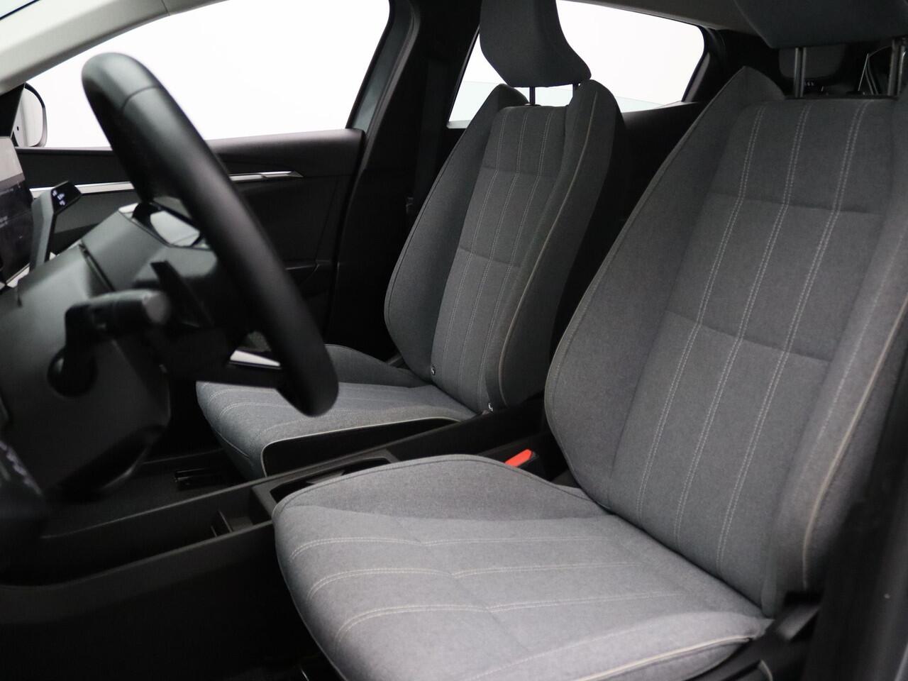 Renault MEGANE E-Tech 220pk EV60 Optimum Charge Equilibre Camera | Cruise | Parkeersens. v+a | Trekhaak