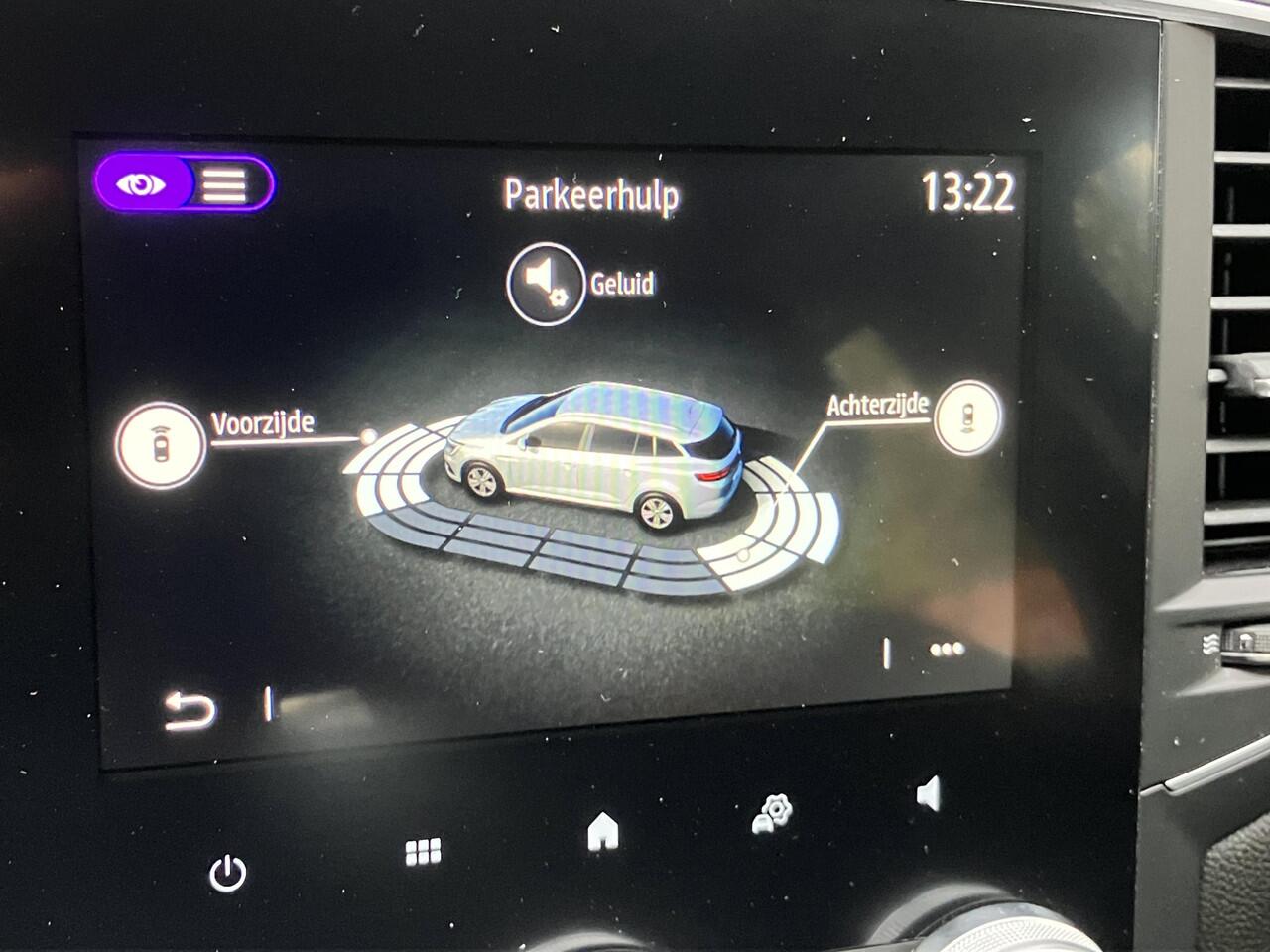 Renault MEGANE Estate 1.3 TCe 140 Equilibre * TREKHAAK *