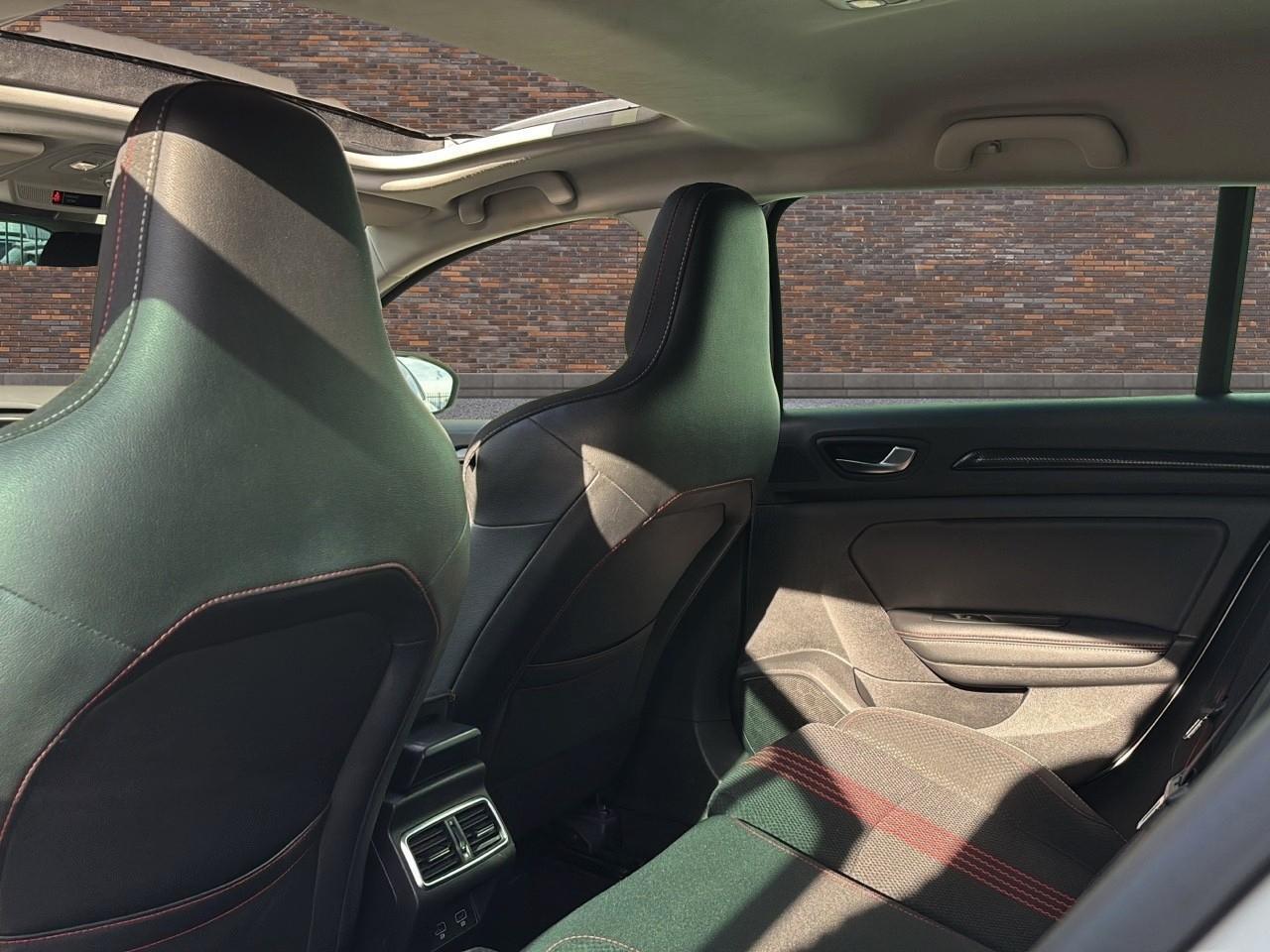 Renault MEGANE Estate 1.6 E-Tech 160 R.S. Line PANODAK LMV TOP!