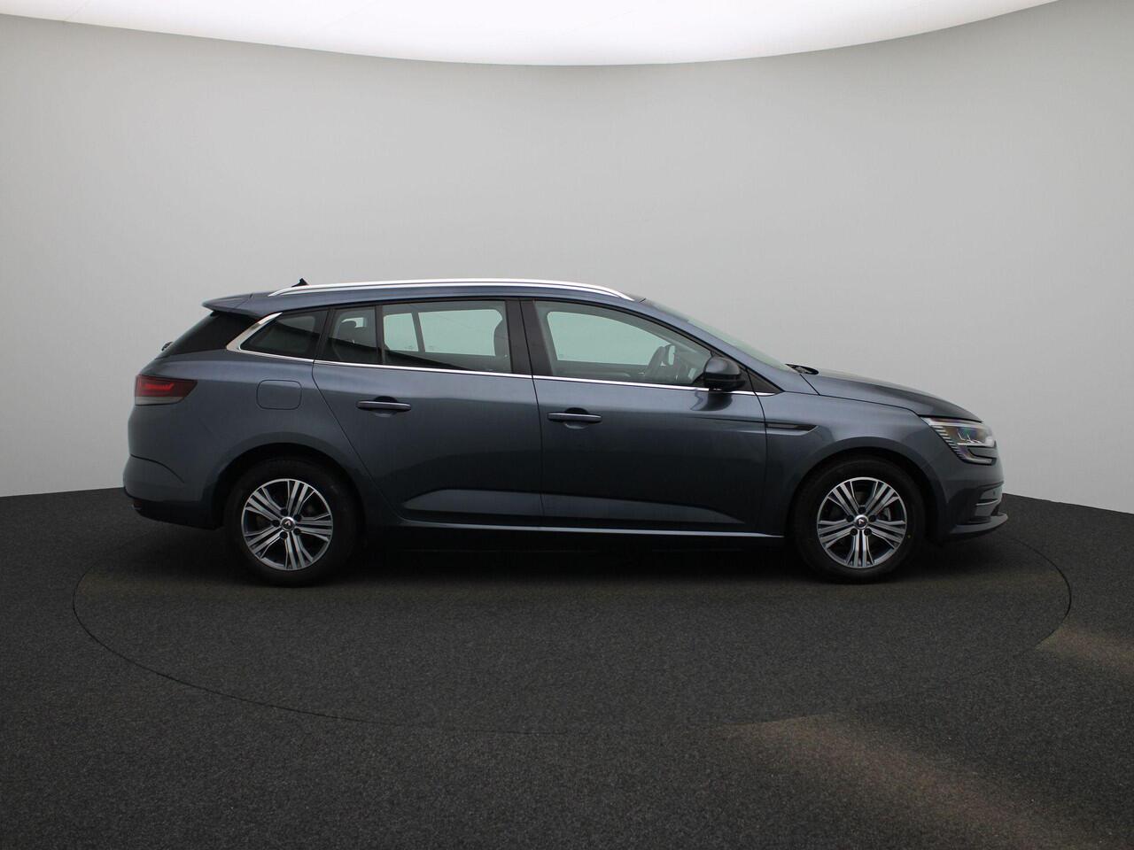 Renault MEGANE Estate 1.3 TCe 140 PK Equilibre Navigatie | Climate Control | Cruise Control | Parkeersensoren Voor en Achter | Apple Carplay & Android Auto