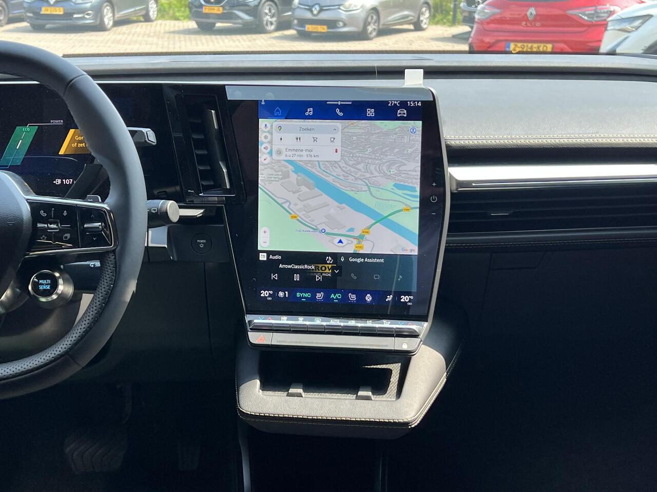 Renault MEGANE E-Tech comfort range iconic 60 kWh | Direct leverbaar | 360 graden camera | Stoel & stuur verwarming | Cruise adaptief | Harman & Kardon |