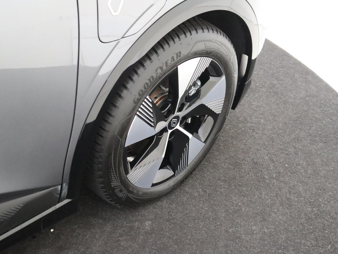 Renault MEGANE E-Tech EV60 220 Optimum Charge Equilibre | Achteruitrijcamera | Parkeersensoren Achter | AppleCarplay & AndroidAuto | Lane Assist | Bluetooth | Lichtmetalen Velgen | Led Verlichting |