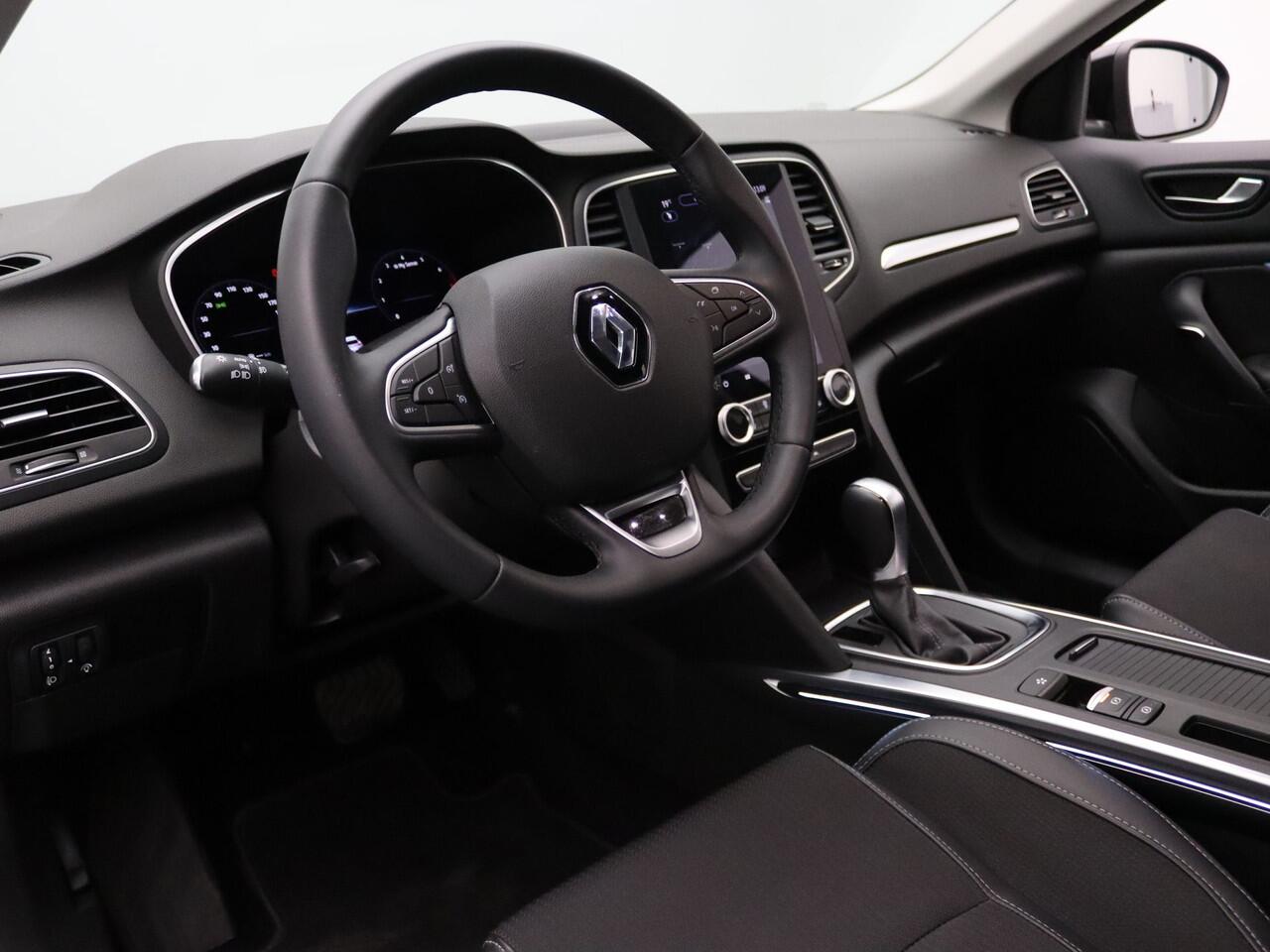 Renault MEGANE Estate TCe 140pk Techno EDC/AUTOMAAT Camera | Climate | Navi | Parksens. v+a