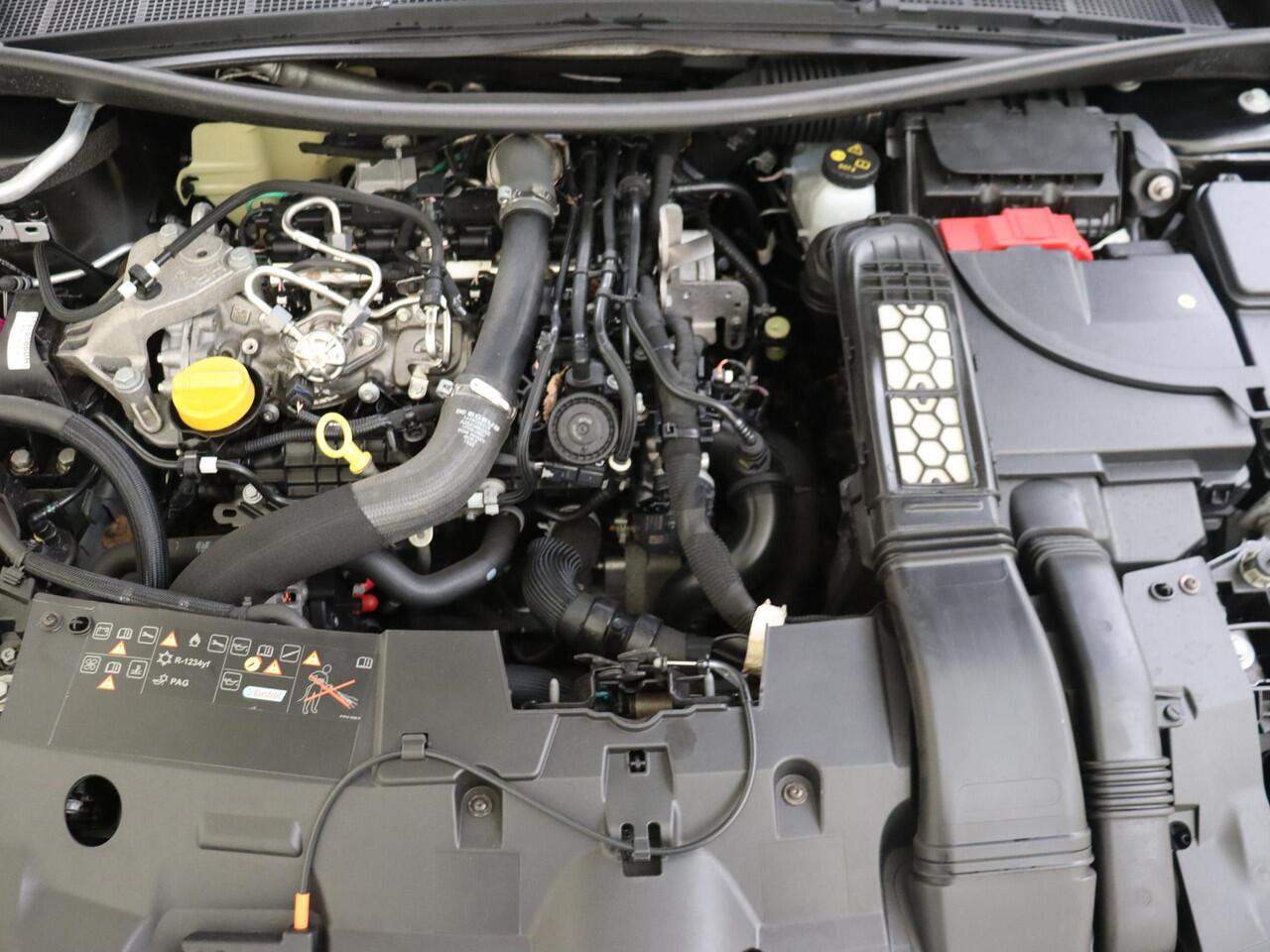 Renault MEGANE Estate 1.3 TCe 140 PK Equilibre Navigatie | Climate Control | Parkeersensoren V+A | Cruise Control