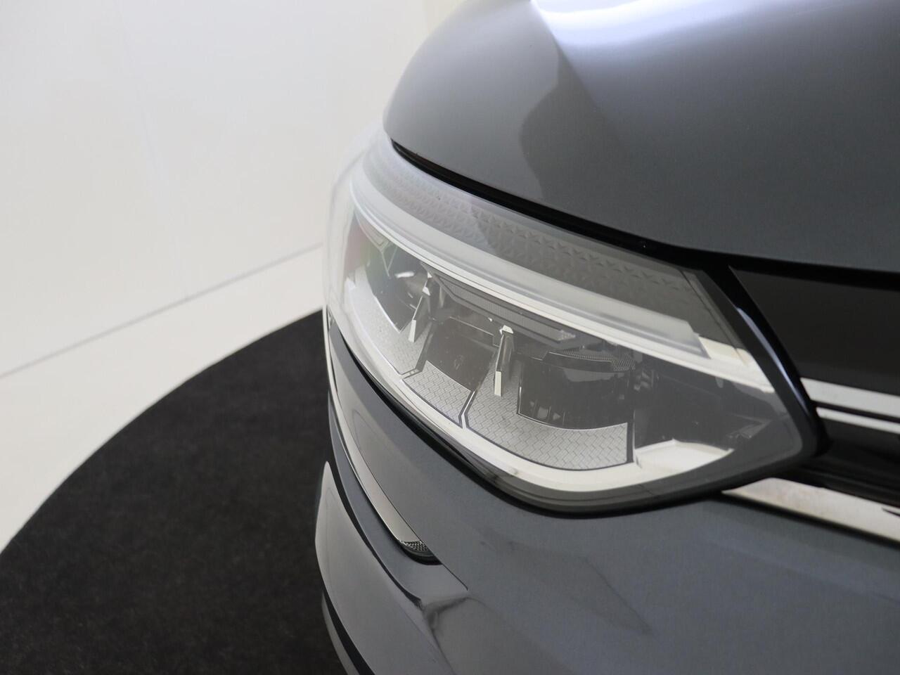 Renault MEGANE Estate 1.3 TCe Business Zen