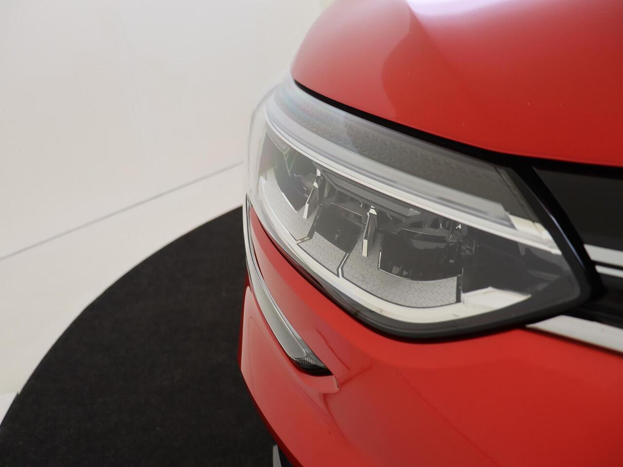 Renault MEGANE Estate 1.6 E-Tech Plug-In Hybrid 160 R.S. Line | AUTOMAAT |Panoramisch schuifkanteldak |Cruise & Climate Control |PDC voor & achter |Trekhaak |Bose Audio