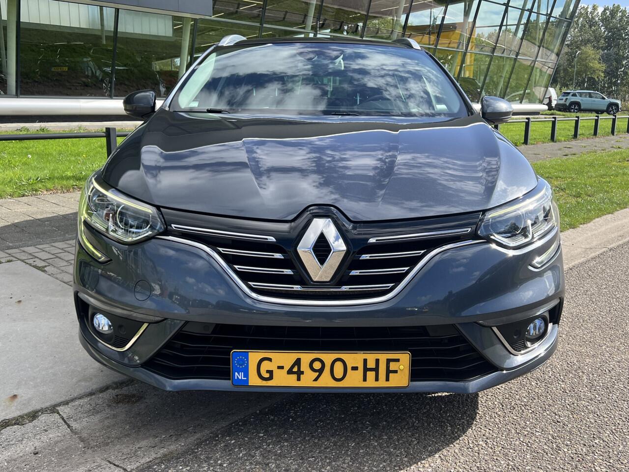 Renault MEGANE Estate 1.3 140PK TCe Bose / Automaat / Trekhaak / Camera / Applecarplay - Androidauto /