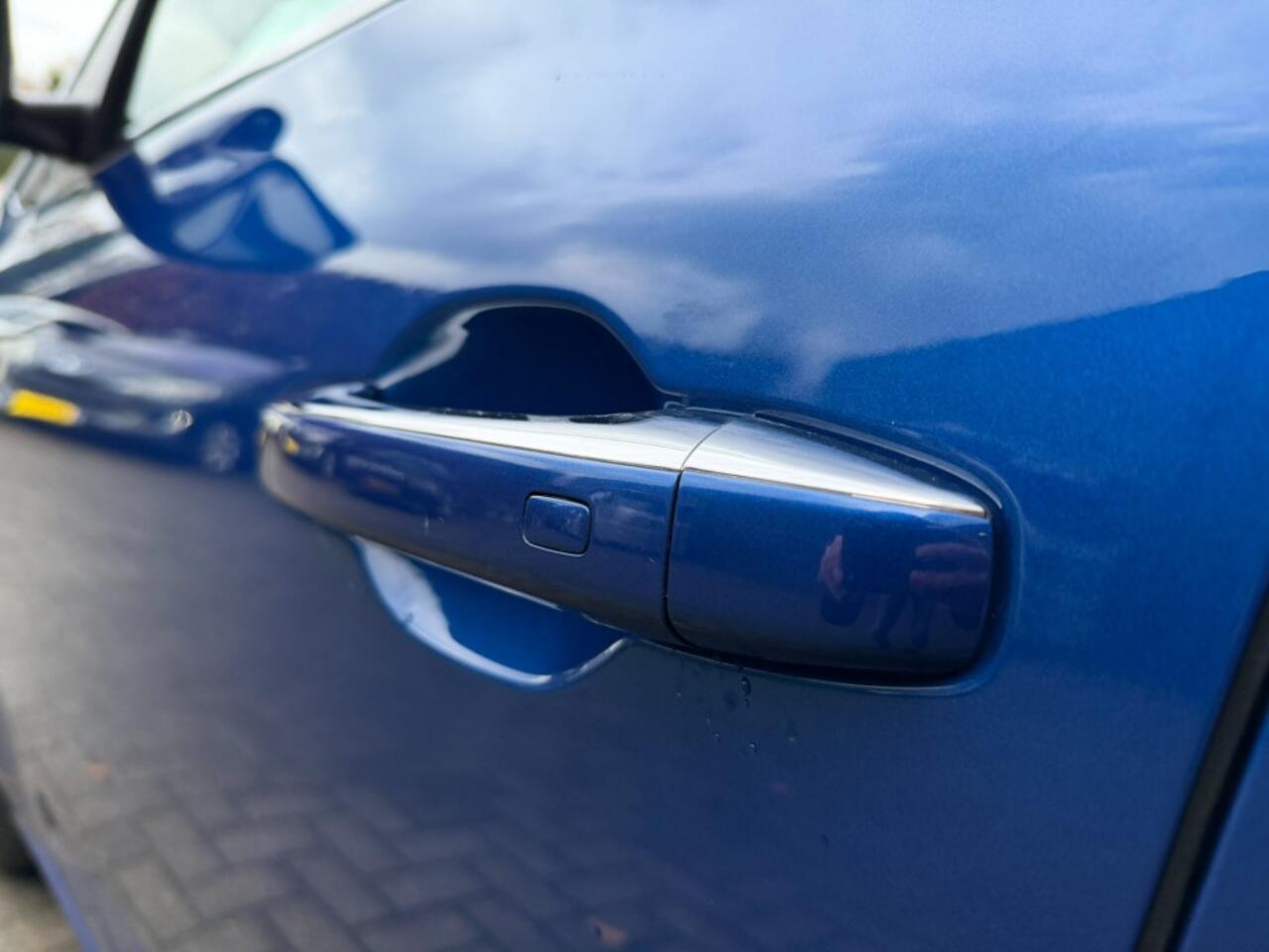 Renault MEGANE 1.6 E-Tech Hybrid 160 R.S. Line,LED,Digi Dash,Gr.Navi,Camera,Lane Ass.,Clima,Carplay