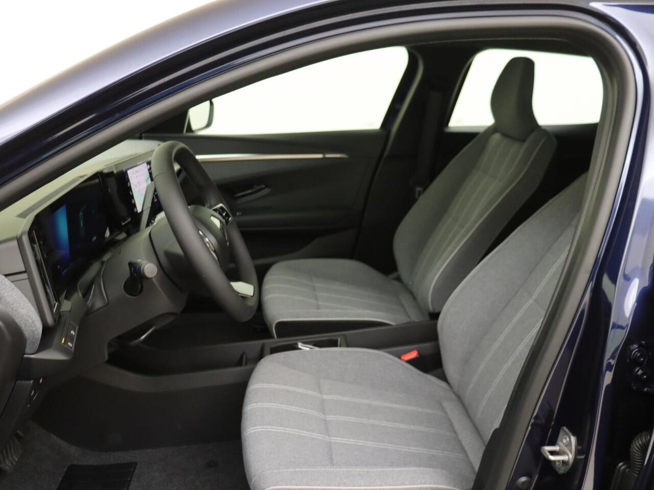 Renault MEGANE E-Tech comfort range Evolution 60 kWh | Pack City | Pack Winter Comfort | Pack Navigation 9''| Automaat