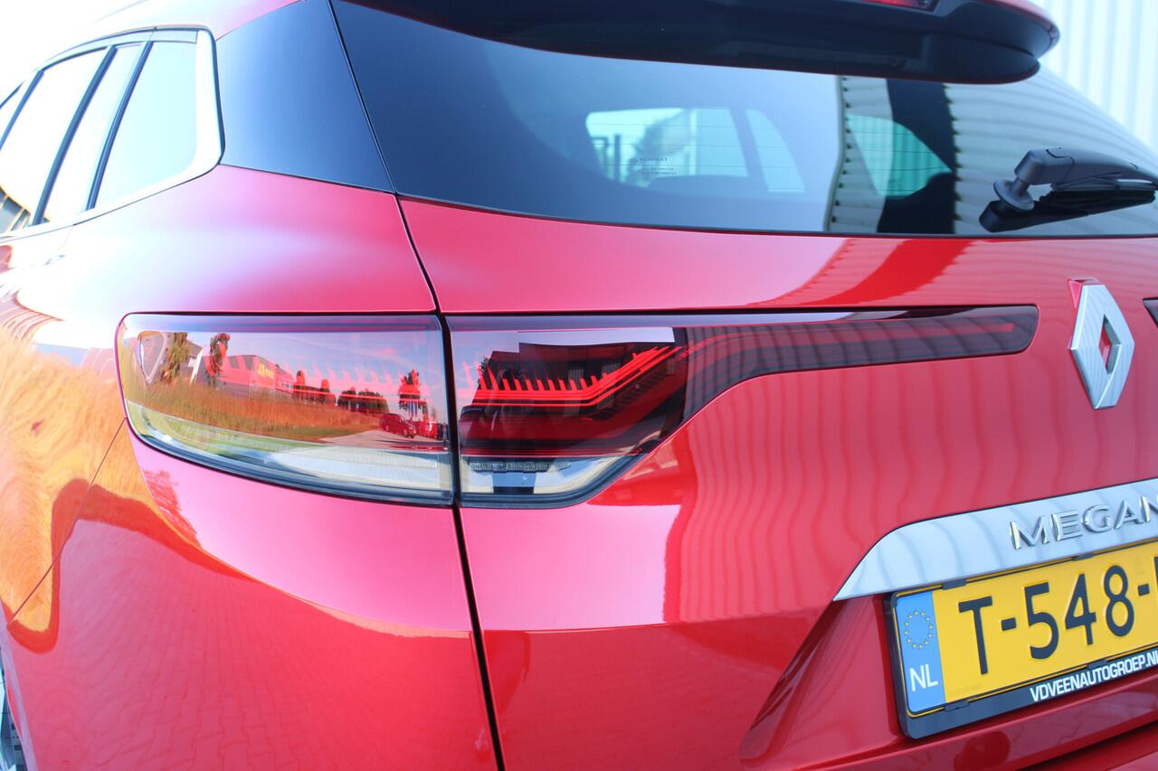 Renault MEGANE Estate 1.3 TCe 140 Techno | Incl. 12 maanden garantie | Adaptieve cruise control | Climate control | Apple carplay/Android auto | Trekhaak | Parkeercamera |