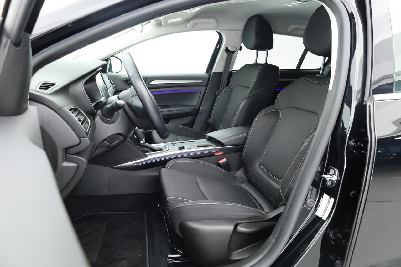 Renault MEGANE Estate 1.3 TCe Limited | Dig. Cockpit | Cruise | Nav+App.connect | Camera+PDC | Dodehoek | 16'' | ACC | Led | Sfeerverl. V