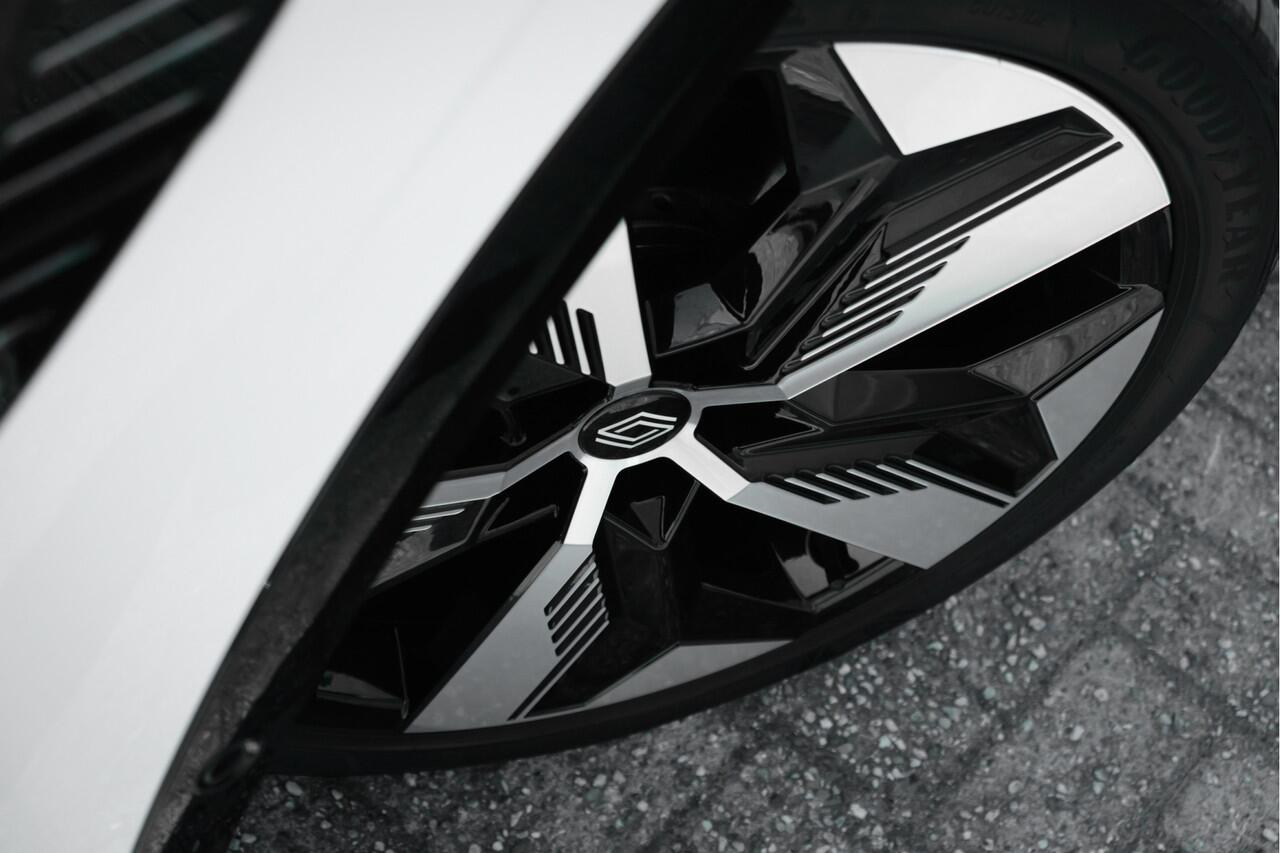 Renault MEGANE E-Tech EV 40 KW Boost Charge Techno 130 PK | Harmon Kardon geluid | 360 camera etc | 12 " R Link Google | 16 % bijtelling over 30K > 60 mnd af nieuw | | incl. Bovag rijklaarpakket met 12 maanden garantie |