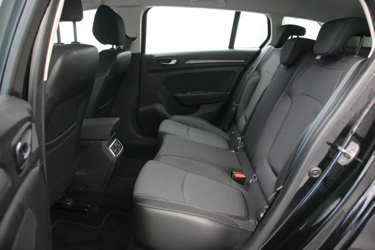 Renault MEGANE Estate 1.3 TCe 140 PK Equilibre - Carplay, Digitaal Cockpit, Clima, Cruise