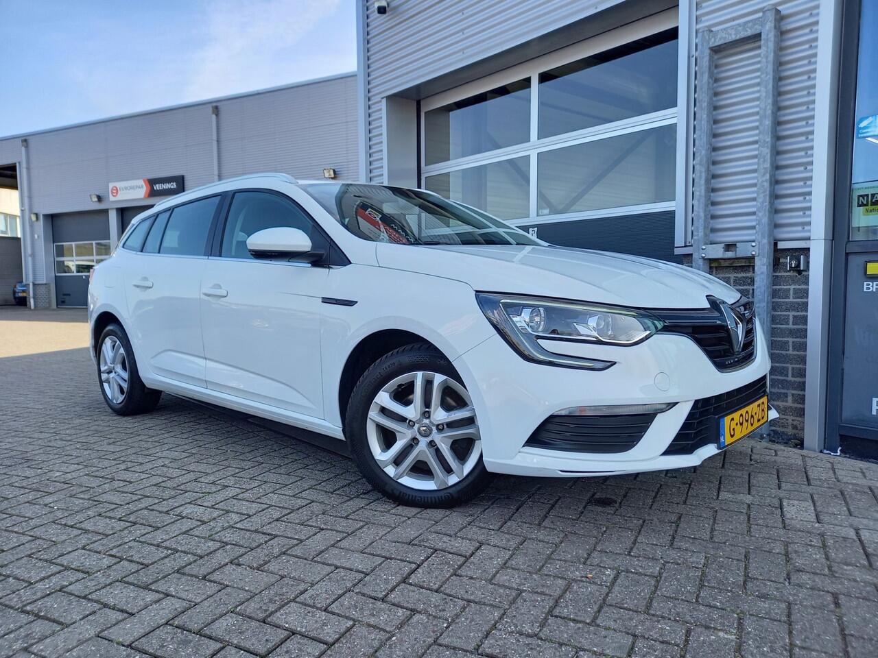 Renault MEGANE Estate 1.3 TCe Zen - CARPLAY / ANDROID - TREKHAAK - CLIMA - CRUISE - PDC - NL AUTO - 1 EIGENAAR