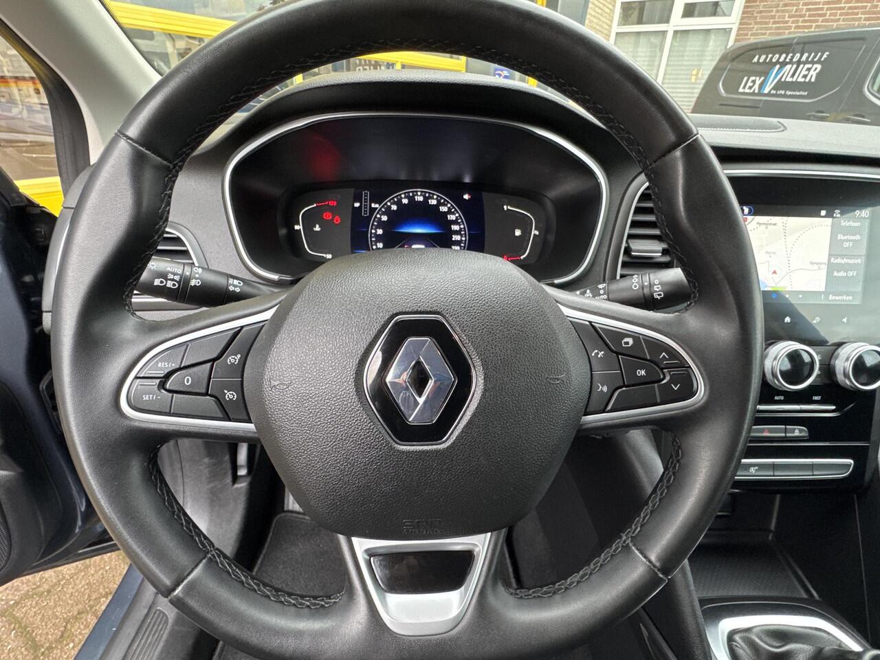 Renault MEGANE Estate 1.3 TCe 140 Equilibre / Incl 12 Maanden BOVAG garantie