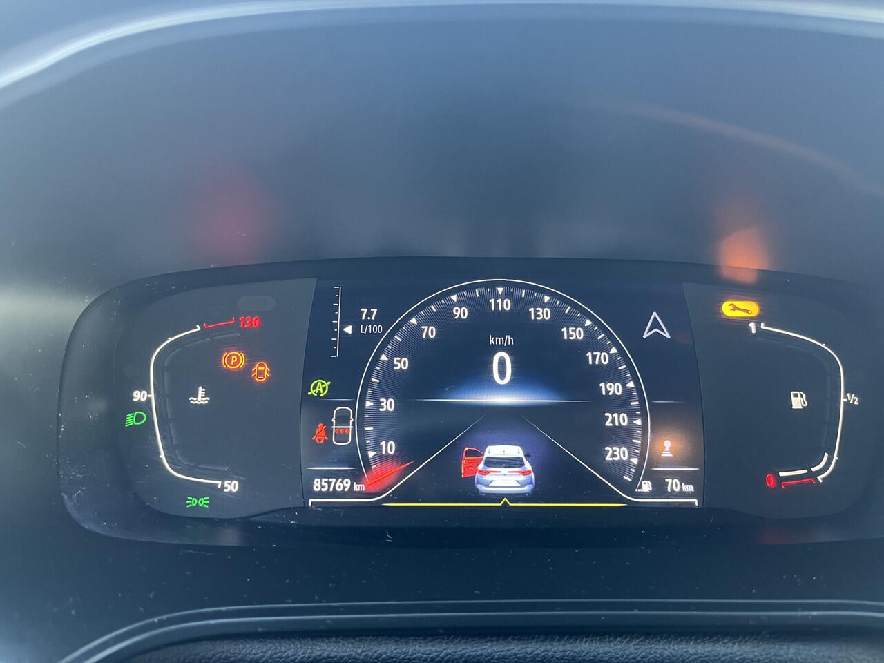 Renault MEGANE Estate 1.3 TCe 140 Equilibre Led / Clima / LMV 50%deal 8475,- ACTIE