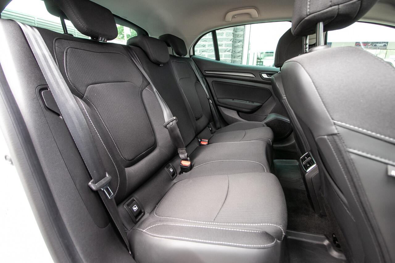 Renault MEGANE 1.6 E-Tech Plug-In Hybrid 160 Zen | Navi | Carplay | Cruise | Stoelverw.