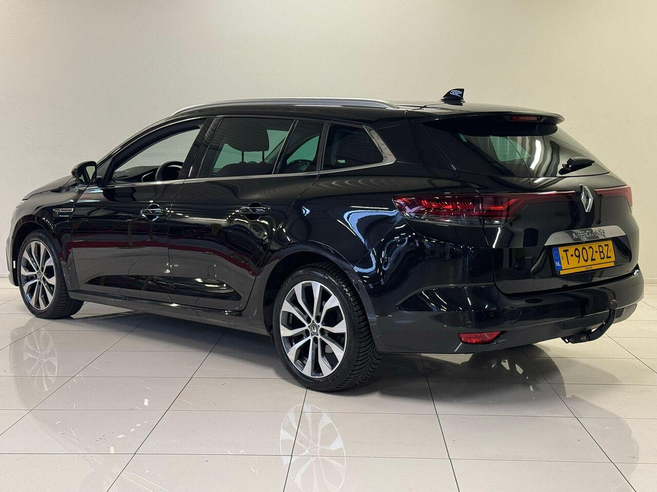 Renault MEGANE Estate 1.3 TCe 140 EDC Techno | Trekhaak | Navigatie | Achteruitrijcamera |