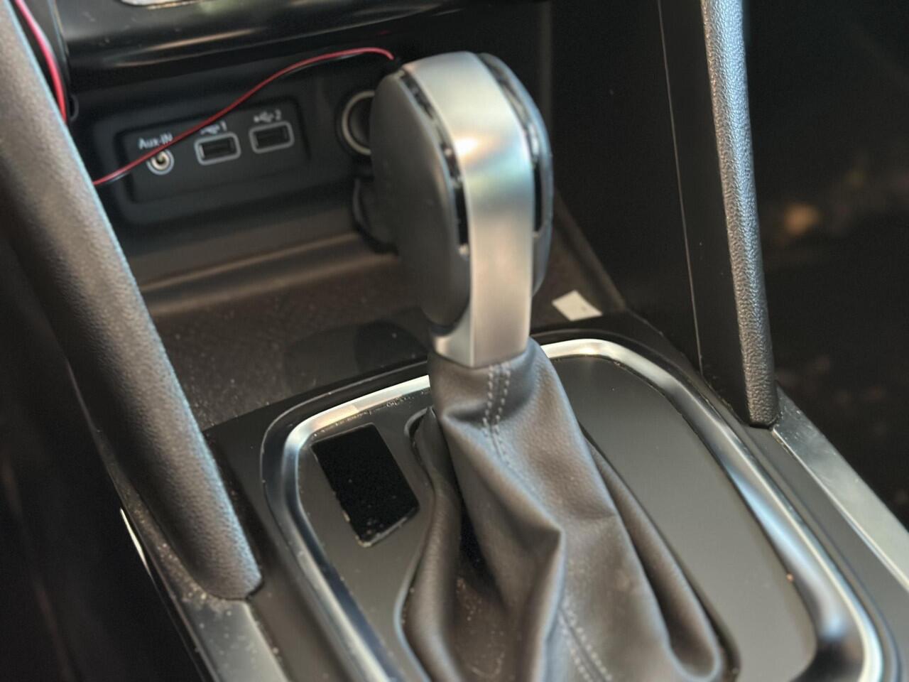 Renault MEGANE 1.3 TCe Intens | NAVIGATIE | TREKHAAK | CAMERA | PARKEERSENSOREN