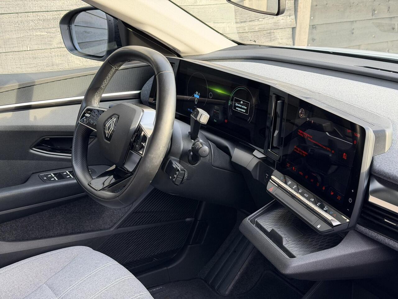 Renault MEGANE E-Tech EV60 Optimum Charge Equilibre 218PK Automaat Achteruitrijcamera, Keyless, Stoel & Stuurwielverwarming, Parkeersensoren Achter