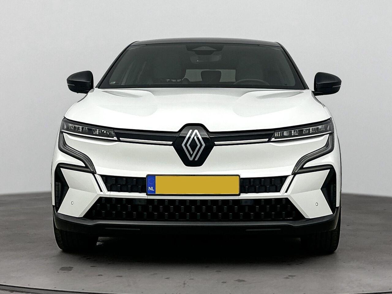 Renault MEGANE E-Tech comfort range iconic 60 kWh Adaptieve Cruise Control | 360 Camera | Draadloos CarPlay & Android Auto | Lederen bekleding