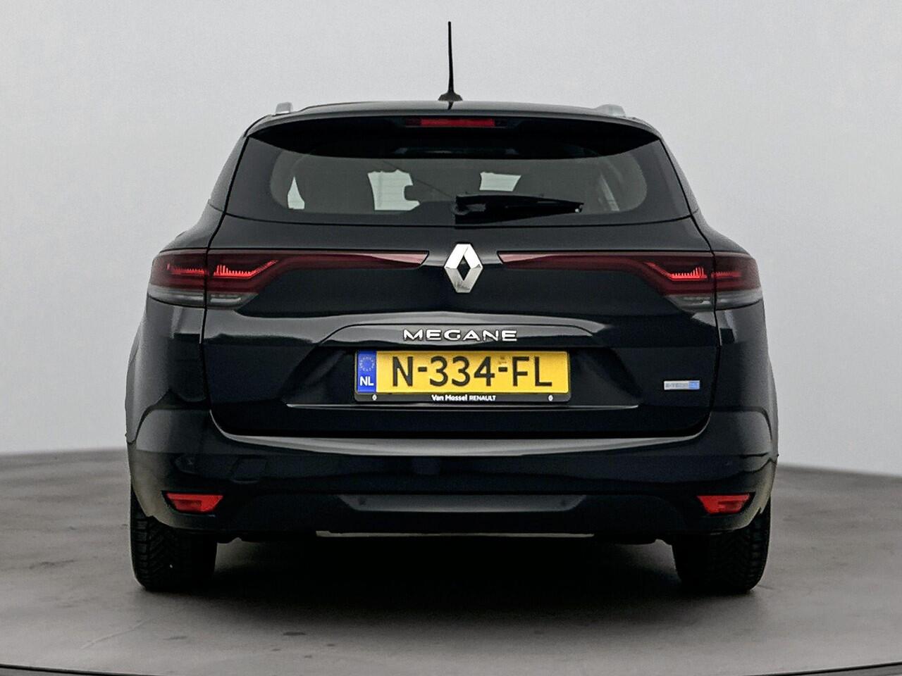 Renault MEGANE Estate 1.6 E-Tech Plug-In Hybrid 160Pk Business Zen | Navigatie | Cruise & Climate Control | Apple & Android Carplay | All Season Banden |