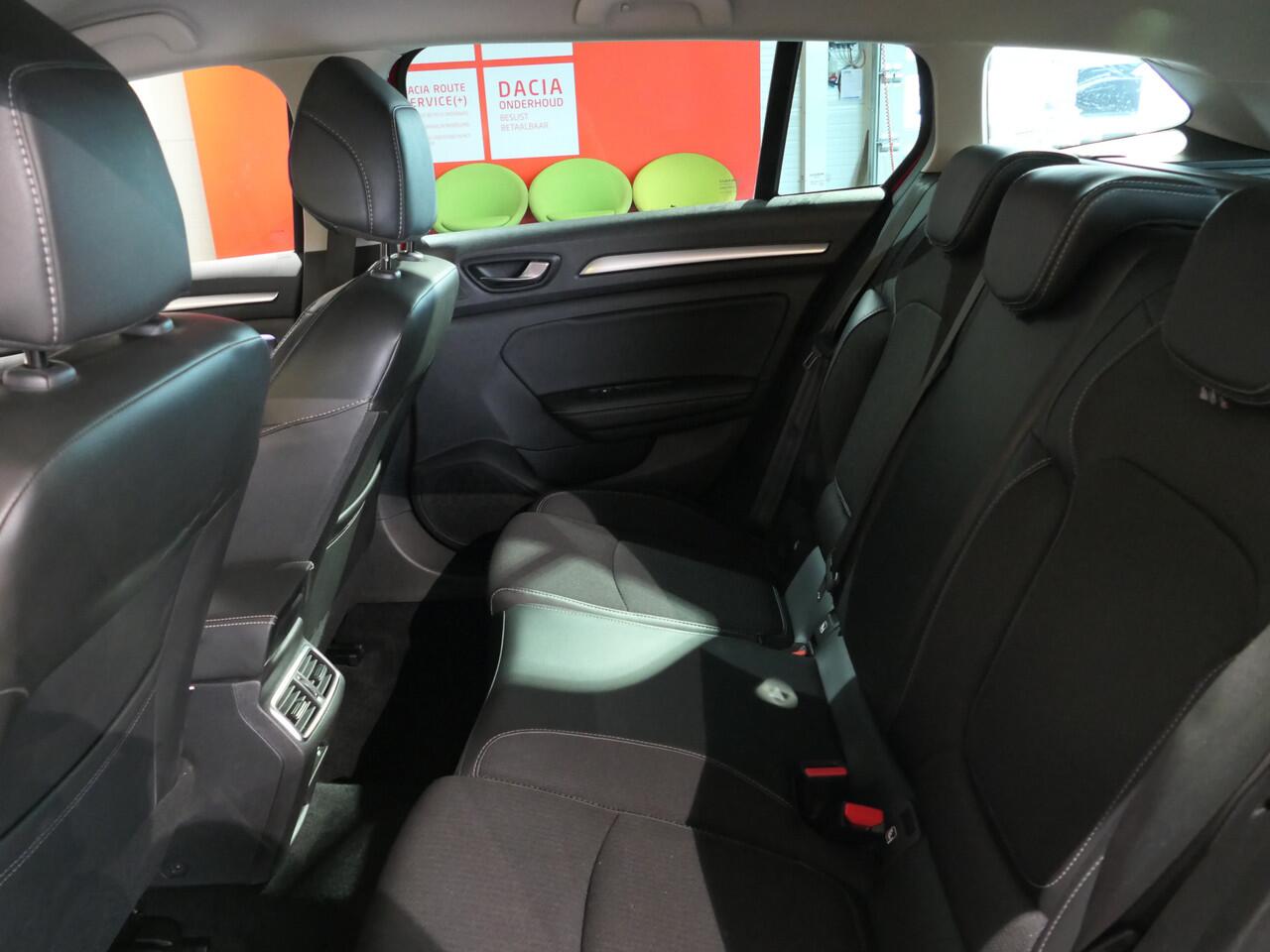 Renault MEGANE Estate 1.3 TCe 140 Techno - Occasion Lease vanaf ¤474 p/m - *AUTOMAAT*- Cruise - camera - sensor v+a - navi - bluetooth