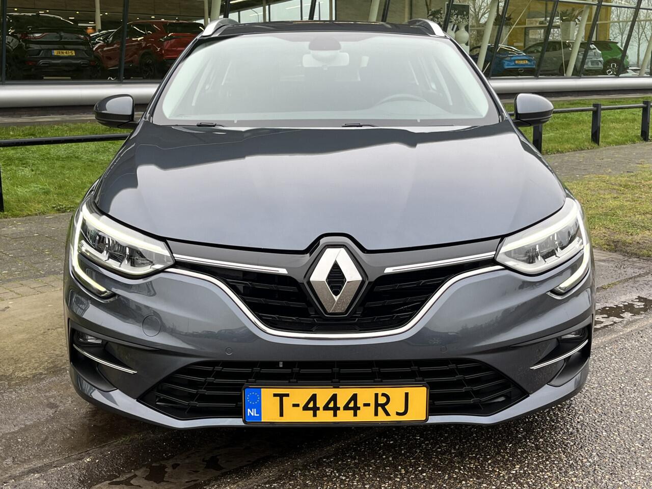 Renault MEGANE Estate 1.3 TCe 140PK Equilibre / Dealer onderhouden / Climate / Cruise / Parkeersensoren V+A / NAP /
