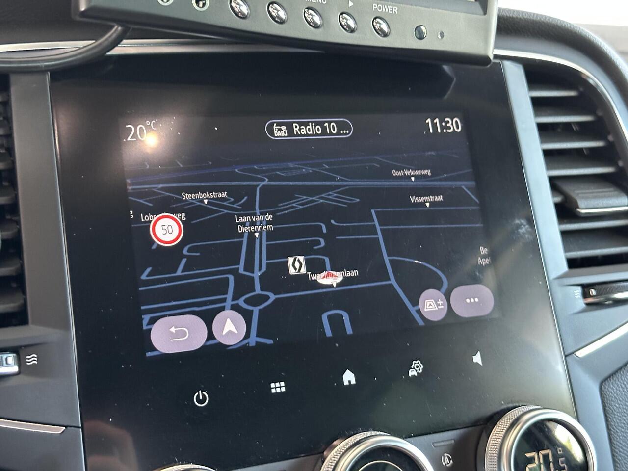 Renault MEGANE 1.3 TCe Intens | NAVIGATIE | TREKHAAK | CAMERA | PARKEERSENSOREN