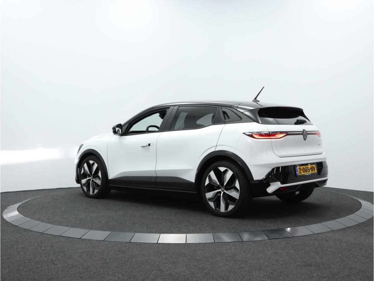 Renault MEGANE EV40 B.C. Equilibre | Navigatie | Camera | Cruise control