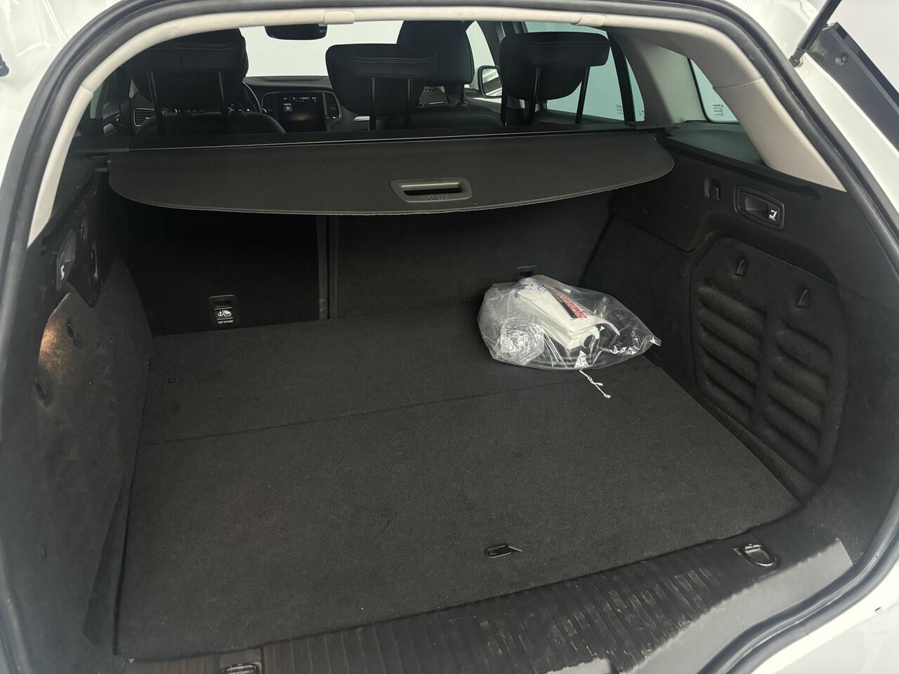 Renault MEGANE Estate 1.6 E-Tech Plug-In Hybrid 160 Intens