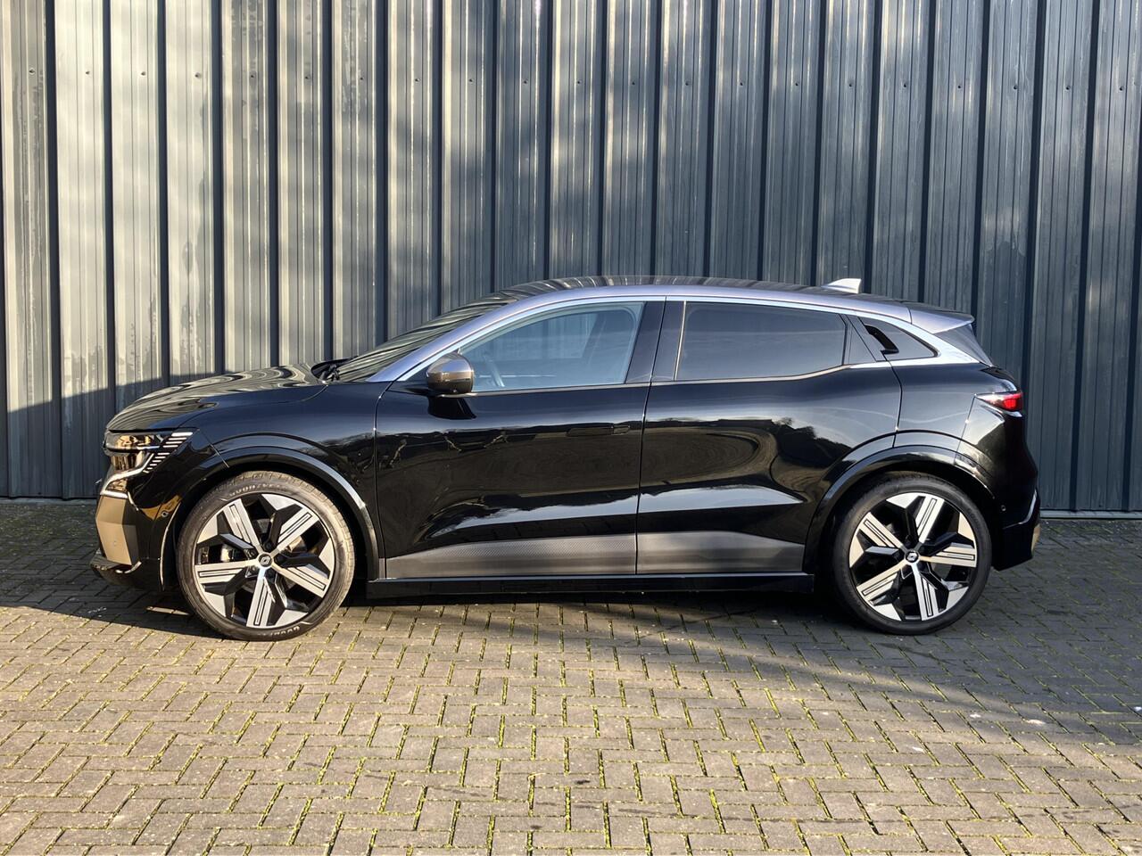 Renault MEGANE E-Tech EV60 Optimum Charge Iconic * WARMTEPOMP, ADAPTIEVE CC, LEER, 360 CAMERA, STOEL/STUURVERW.*