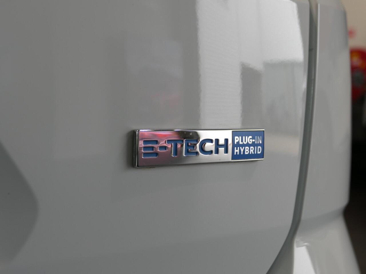 Renault MEGANE Estate 1.6 E-Tech Plug-In Hybrid 160 Zen - Navi, sensor v+a, cruise