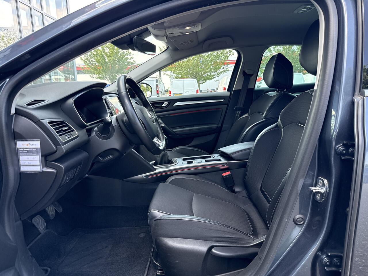 Renault MEGANE Estate 1.3 TCe Intens | NL-auto | 1e Eig | Groot navi | Camera | Trekhaak | Clima | PDC