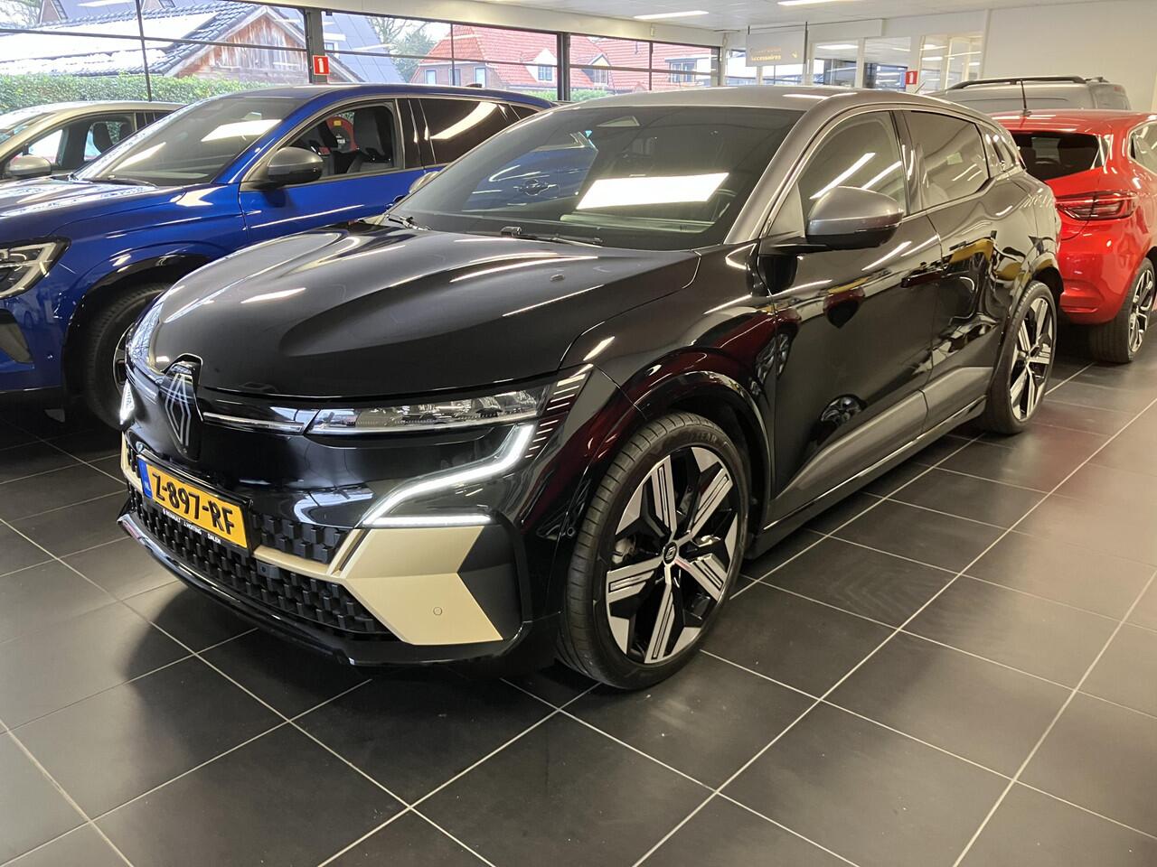 Renault MEGANE E-Tech EV60 Optimum Charge Iconic * WARMTEPOMP, ADAPTIEVE CC, LEER, 360 CAMERA, STOEL/STUURVERW.*