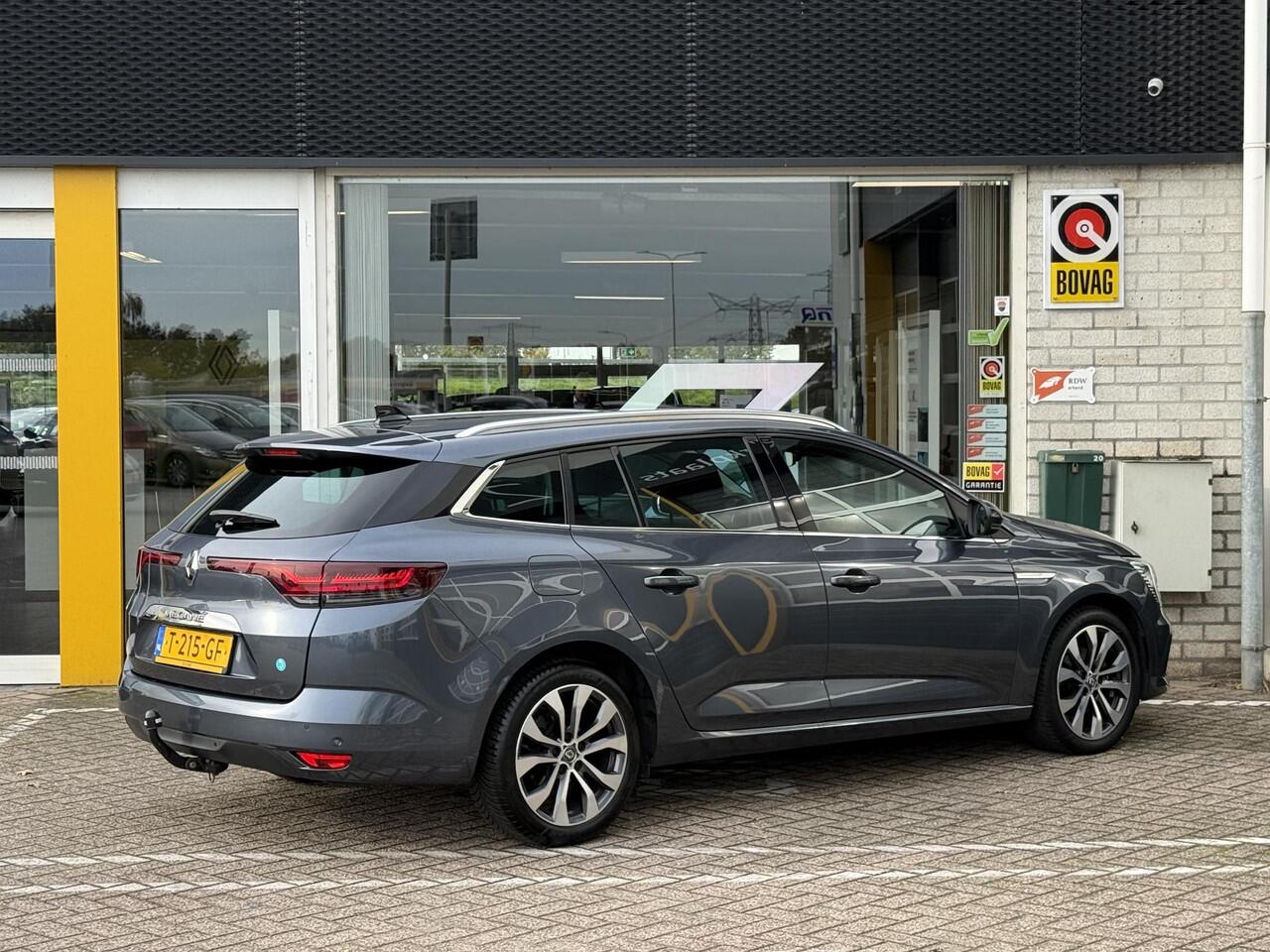 Renault MEGANE Estate 1.3 TCe 140 Techno | Trekhaak | NAP | Navigatie | Achteruitrijcamera | DAB | Key-less | Climate Control | LED | Dodehoek detectie |