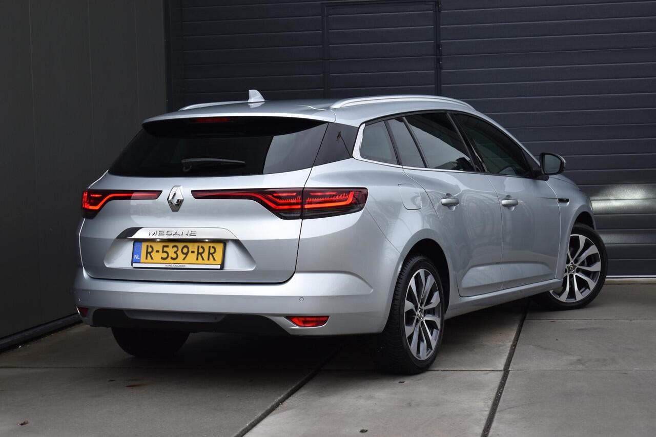 Renault MEGANE Estate TCe 140 Techno | CAMERA | NAVI | CRUISE CONTROL | APPLECARPLAY/ANDROIDAUTO | ALL-SEASONBANDEN | CLIMATE CONTROL | PDC | LMV